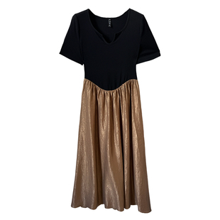 巨显瘦气质拼接收腰裙2025夏新款大码胖mm显瘦遮肚子撞色连衣裙