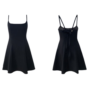 黑色吊带修身连衣裙女夏日绝美小黑裙高级感短裙子小个子miu系