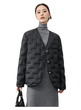 雅鹿轻薄短款羽绒服女2026冬季新款小个子时尚西装V领保暖外套