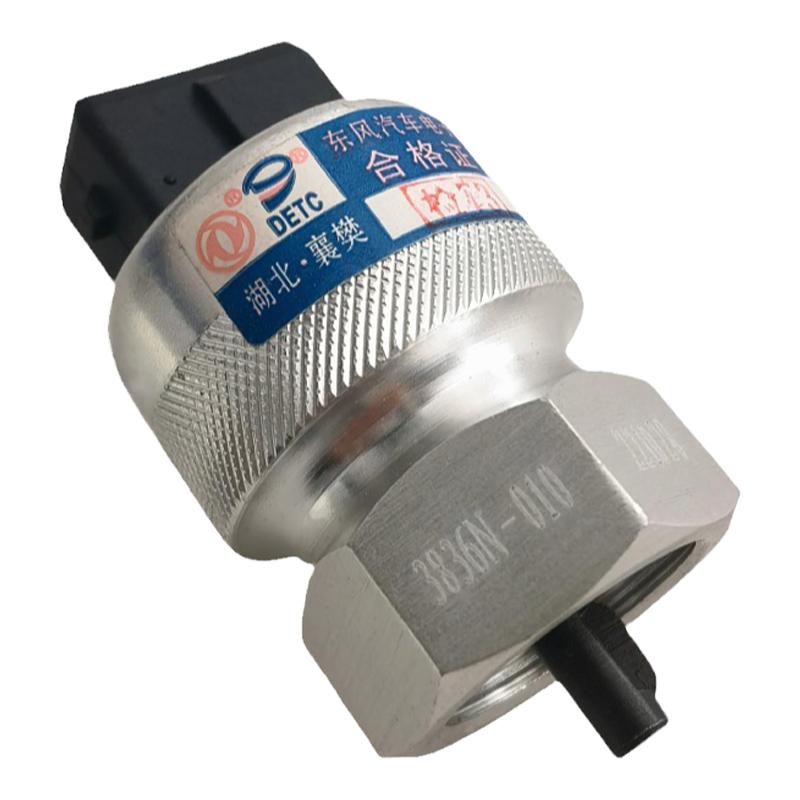适用于东风天锦天龙大力神里程表转速传感器变速箱码表感应器24V