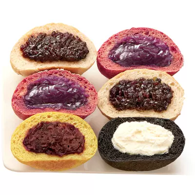 碧翠园0添防腐剂全麦抗饿软欧包