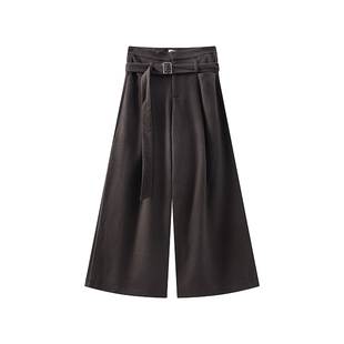 COLN虽然高腰羊毛混纺阔腿裤厚得寒风吹不散挺括 但行走依然轻盈