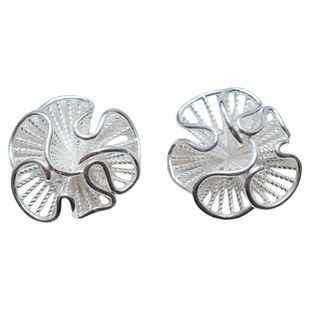 《微风褶》法式清冷简约精致银白色立体镂空花朵耳环耳钉耳饰耳夹