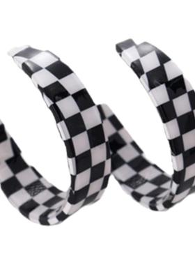 韩国个性黑白格食指开口戒指时尚简约百搭精致s925银针耳饰耳圈女