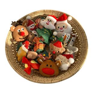 圣诞节可爱老人胸针卡通圣诞小礼物毛绒配饰别针包包装饰配件徽章