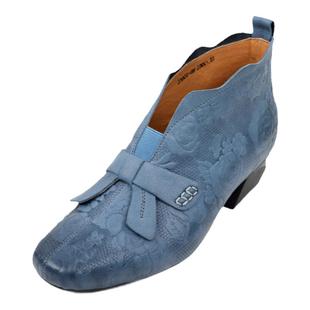 相伴真皮蝴蝶结秋冬新款短靴女软底鞋子超软复古民族风中老年靴子