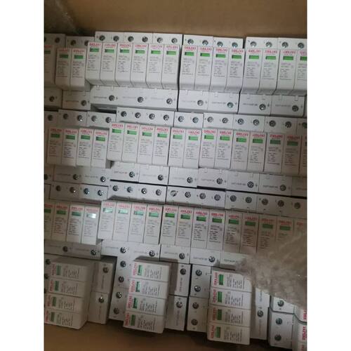 在线议价德力西浪涌保护器避雷器DZ47Y-2P 4P 20KA 40