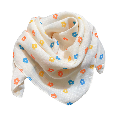 儿童围巾小花三角巾女童秋季新款防风丝巾围脖小女孩丝巾护颈方巾