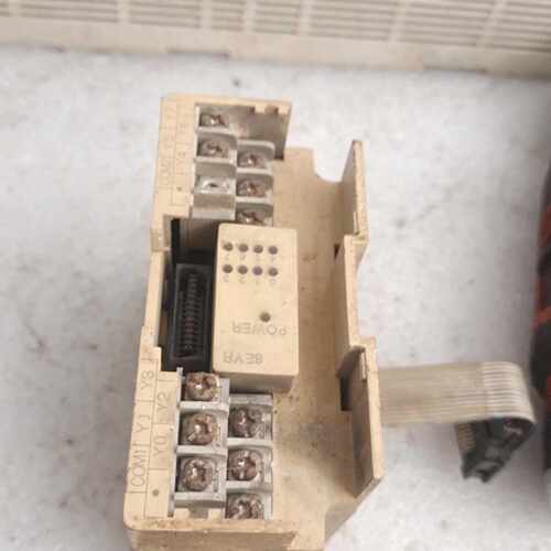 议价拆机FX2N-8ERY模块，成色如阁维修