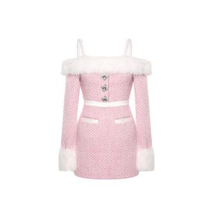 Maison Wester秋季关晓彤跨年晚会同款粉色长袖连衣裙可露丽穿搭