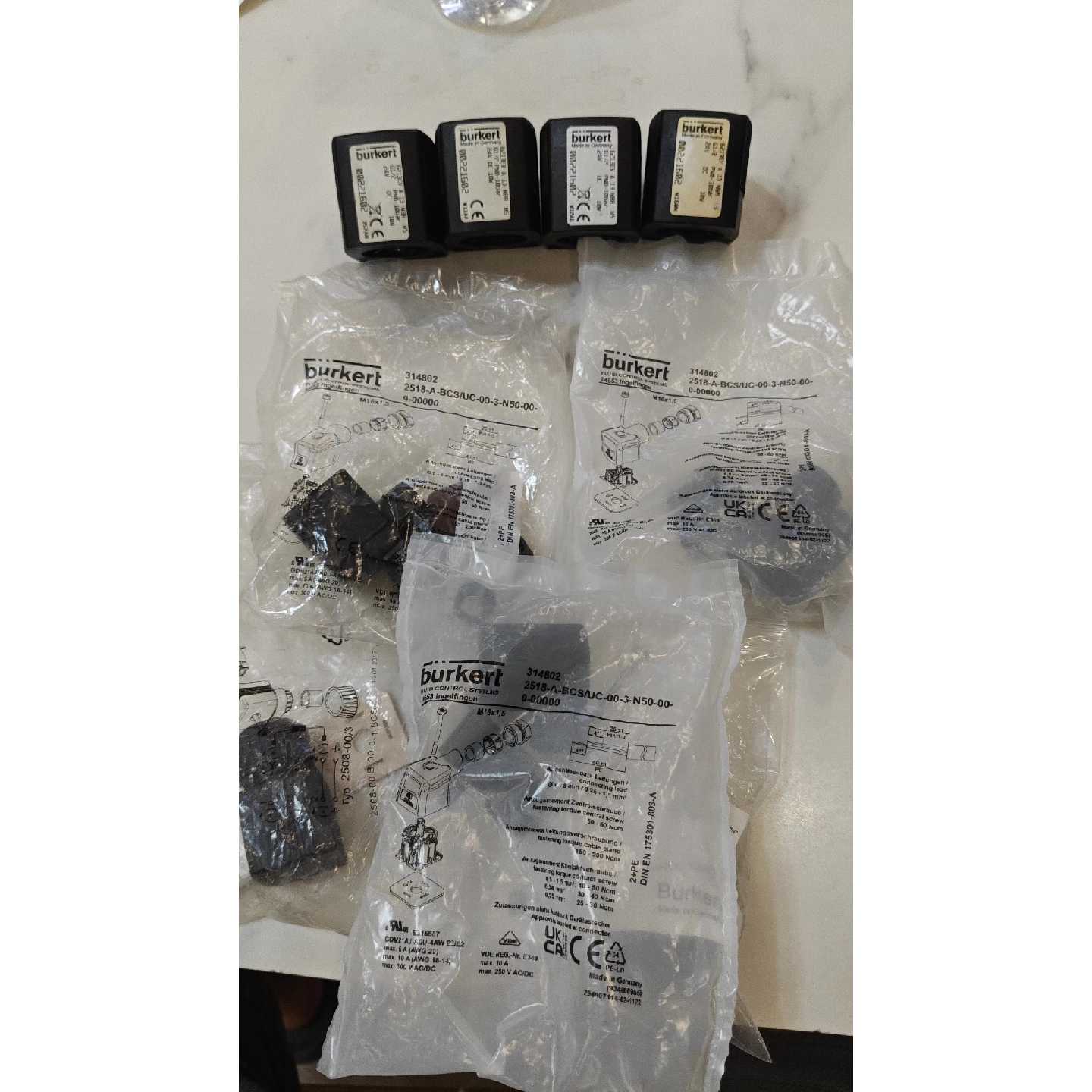 【请询价】全新urkert宝德电磁阀6213EV24v线圈4套