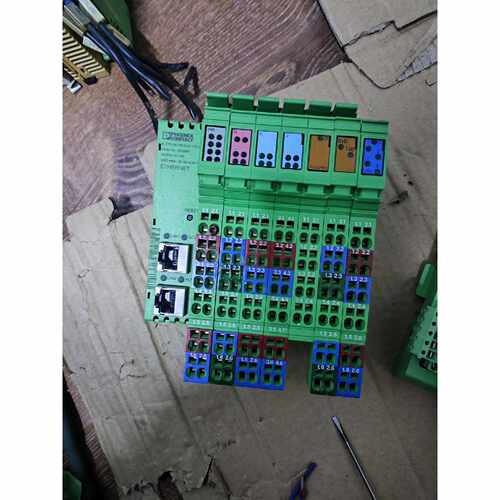 议价PHCENIX菲尼克斯控制器ILPNBKDI8DO4维修