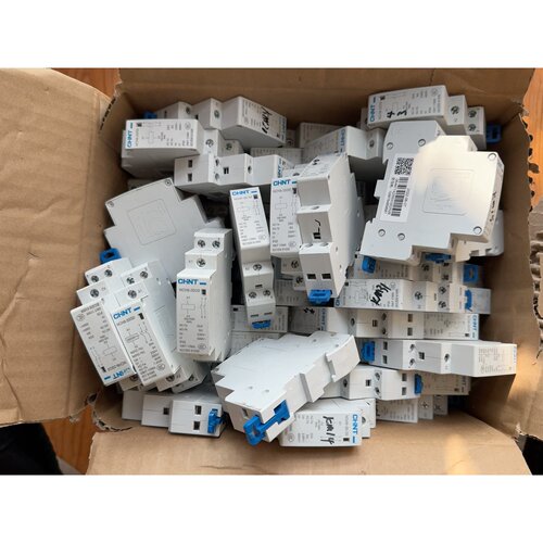 【请询价】NCH82020小型交流接触器工程剩余80个