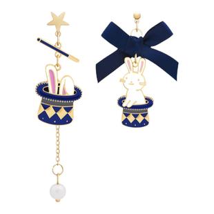 原创爱丽丝仙境小兔耳环2025年新款潮长款耳饰不对称耳夹无耳洞女