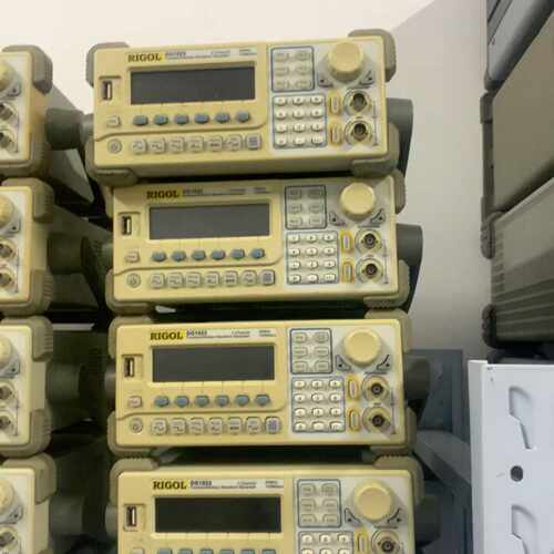 普源DG1022信号发生器 普源示波器DS1052E—议价