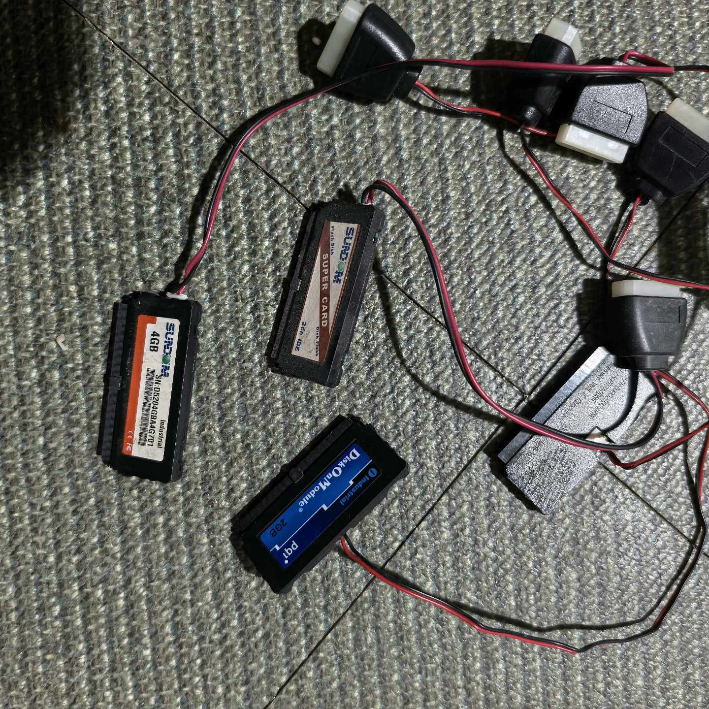 议价PQI劲永电子硬盘IDE40针工业硬盘宽温立式dom盘 51
