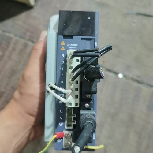 询百盛750W驱动BSD100A06C10B