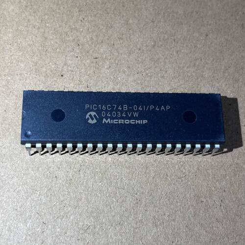 （请询价）PIC16C74B-04I/P4AP 空白