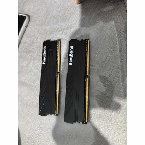 议价金百达黑爵8Gx2ddr43200频率有需要的可以联系维修