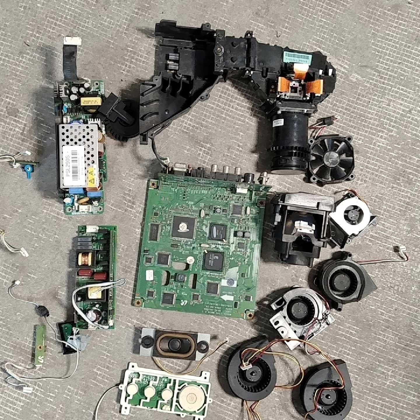 三星SP-L301投影仪,型号SPL301WEX/XF全部配
