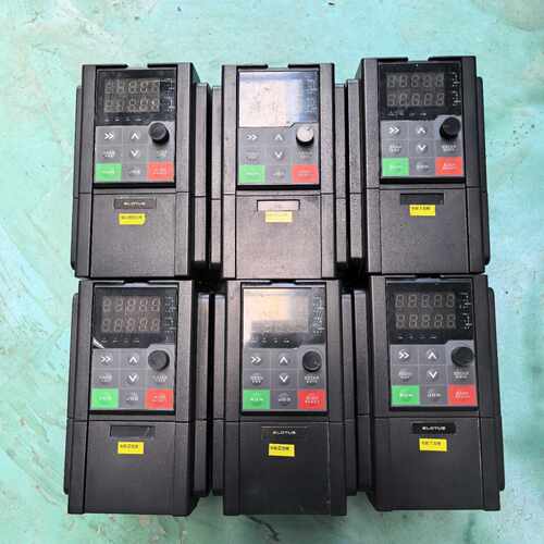 溢价-东连ELOTUS变频器DL200-4T-2R2G/3R7P，