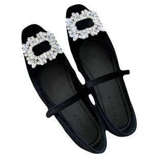 法式水钻内增高玛丽珍鞋女2026新款春季一字扣带粗跟浅口气质单鞋