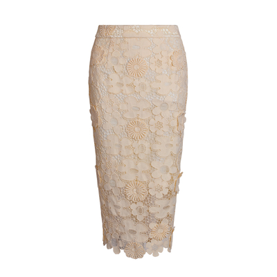 浮雕花朵后构想杏色蕾丝包臀裙