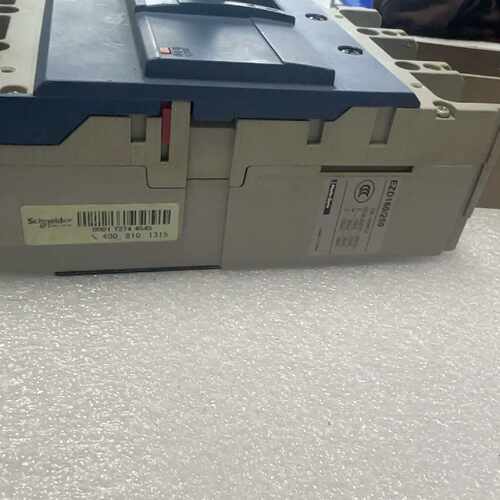 议价施耐德塑壳断路器EZD250E 200A 3个、EZD160