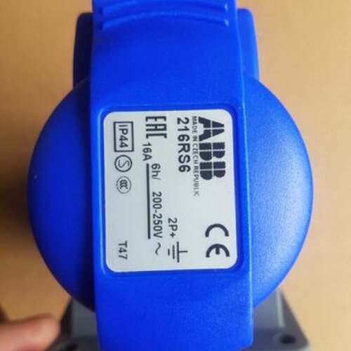 议价原装ABB三极墙装工业插座  216RS6   16A  200-250V  防溅型