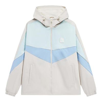 特步无缚轻行双层风衣女款