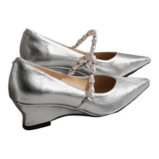 MILLIE'S/妙丽法式复古玛丽珍鞋女银色尖头浅口单鞋2026春夏新款