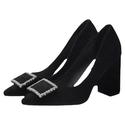 水钻方扣粗跟高跟鞋尖头单鞋黑色