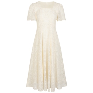 衣香丽影重工蕾丝绣花连衣裙女2025夏季新款高端气质方领约会裙子