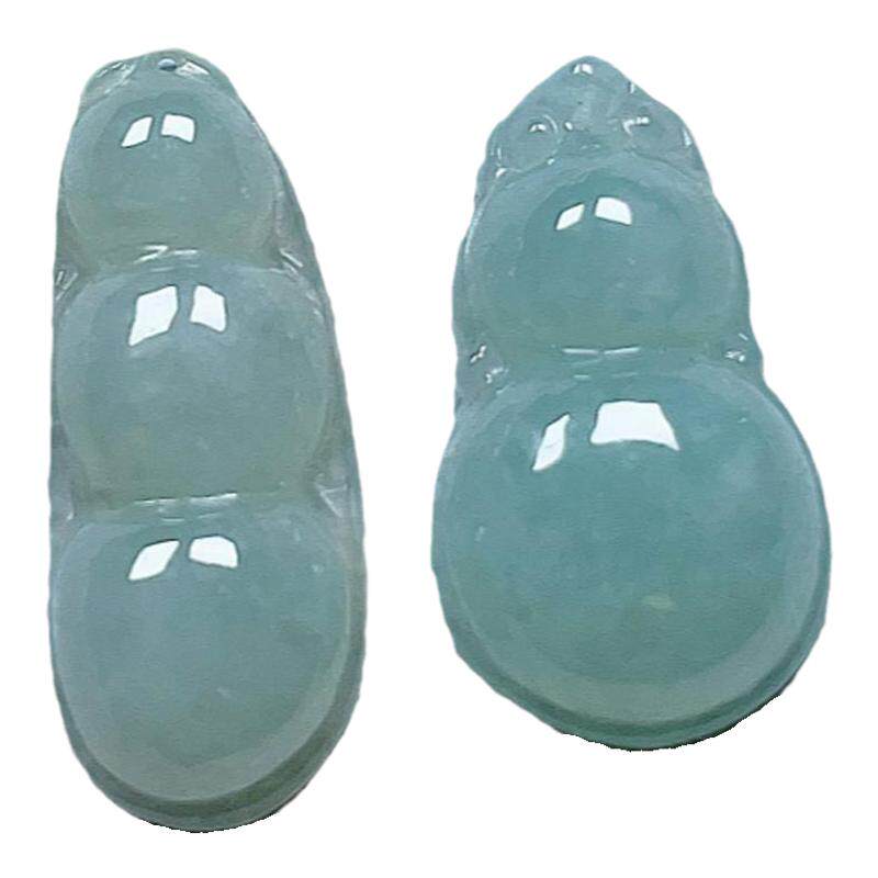 天然翡翠福豆葫芦吊坠乳白淡绿