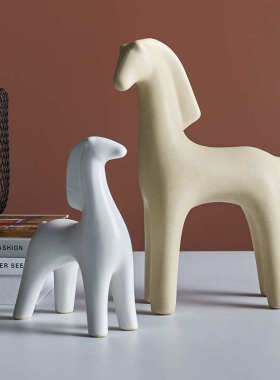 北欧现代小马陶瓷动物摆件客厅家居饰品卧室玄关书房小摆设样板房
