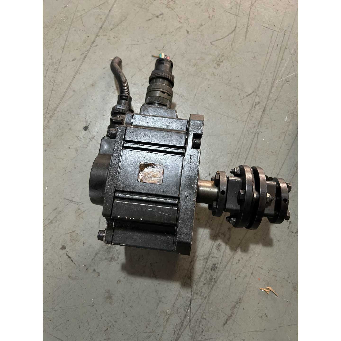 议价三菱2kw电机 HC-SFS202,带编码器,转动顺畅,功能