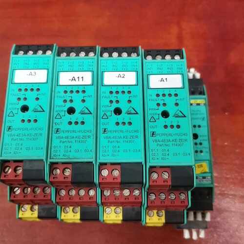 溢价-倍加福模块VBA-4E3A-KE-ZE/R四台，VAA-4E