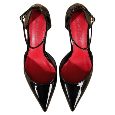 2025新款尖头细跟高跟凉鞋女