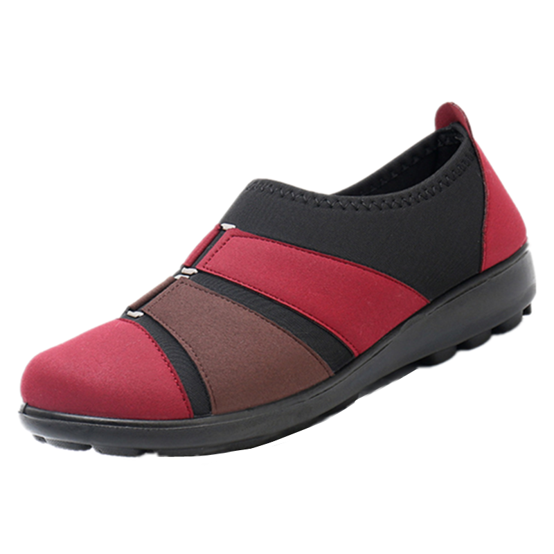 老北京布鞋女秋冬新款中老年人休闲软底平跟加绒保暖防滑妈妈单鞋