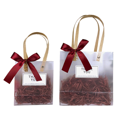 高档宫廷风酒红色喜庆礼品袋