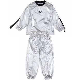 幼儿园儿童银色AI未来科技感演出服街舞小学生机器人太空服表演服