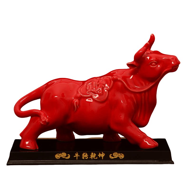 红色陶瓷生肖牛摆件一对吉祥物