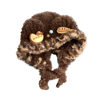 可爱咖色小熊耳朵小鱼毛绒护耳帽女冬显脸小保暖防寒针织雷锋帽子