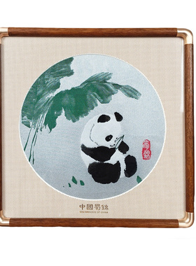 蜀锦熊猫新中式铜脚框摆件