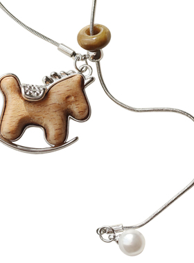 木质小马吊坠项链女长款毛衣链