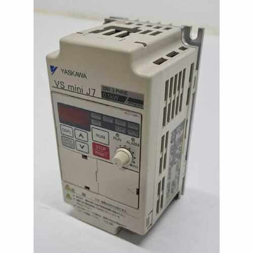 议价全新安川变频器CIMR-J7AA20P1 20P2 20P4 20P7  21P5 特价包