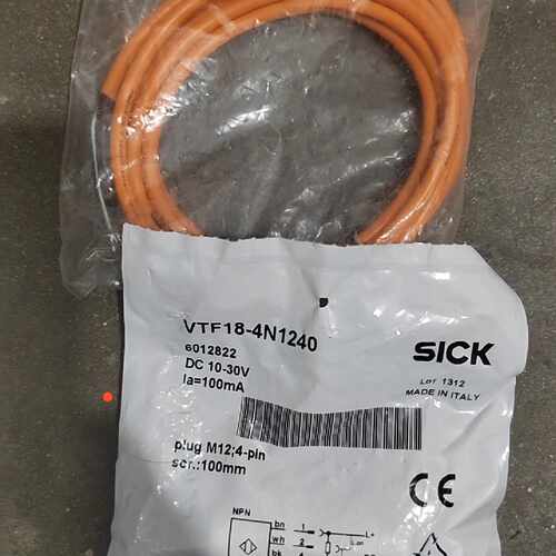 溢价-西克Sick 光电传感器VTF18-4N1240，未封