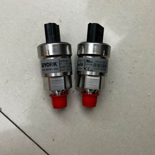 溢价-约克压力传感器025-29583-002丹佛斯压力变送器 二