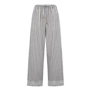 Three Quarters 春夏新款女士黑白撞色条纹蕾丝花边休闲裤 301355