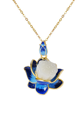 宫里上新步步生莲和田玉项链